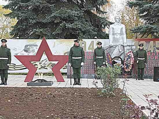 Общественный совет при Минобороны посетил дивизию РВСН в Козельске