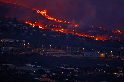 Извержение вулкана на острове Ла-Пальма