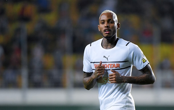 Дентиньо и Фернандо тренировались по индивидуальной программе перед матчем против Динамо