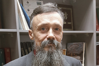 Олег Сыромятников