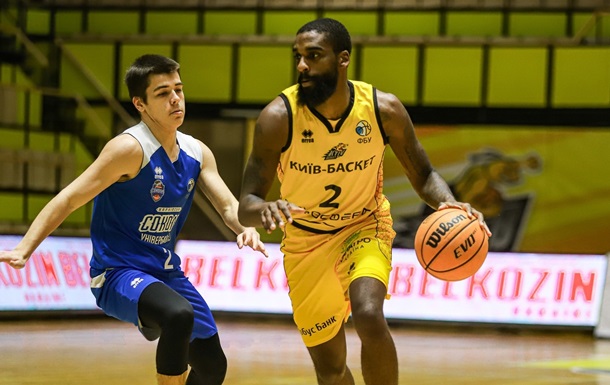 Суперлига: Киев-Баскет разгромил Соколов с разницей в 100 очков