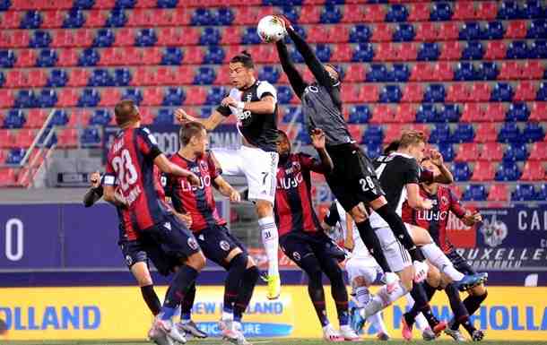 Ювентус обыграл Болонью на выезде