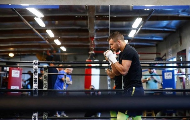 Ломаченко завершил подготовку к бою с Накатани