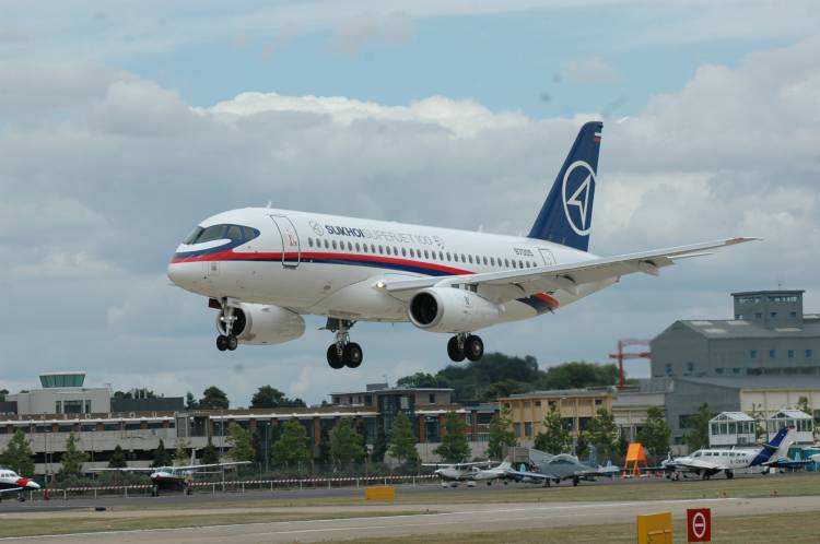 Первому полету российского Sukhoi Superjet 100 сегодня исполнилось 15 лет