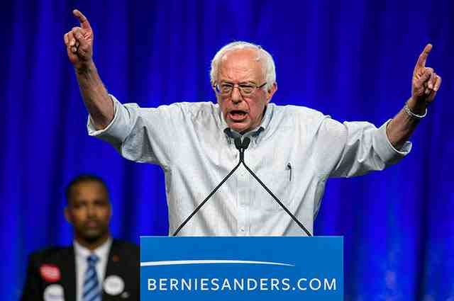 Берни Сандерс, 2015 г.