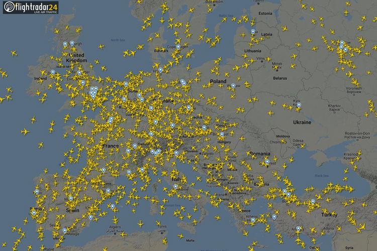 Как удается Flightradar24 отслеживать в небе полет каждого самолета?