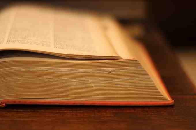 Выберите вариант с&nbsp;правильной постановкой ударения: