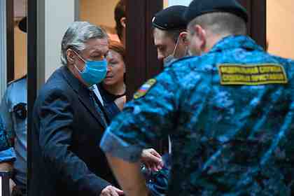 Михаил Ефремов