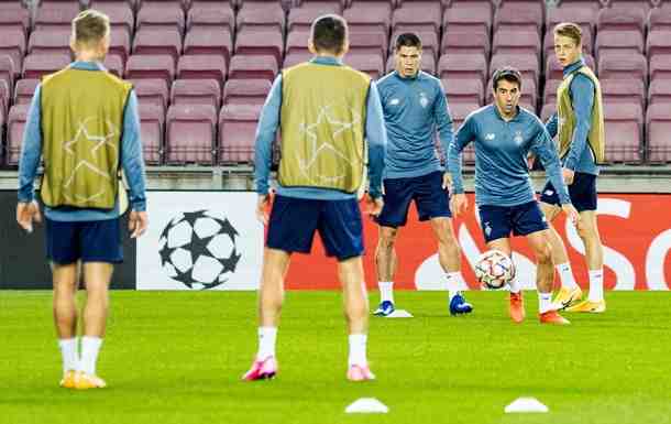 Стало известно, в какой форме Динамо сыграет против Барселоны