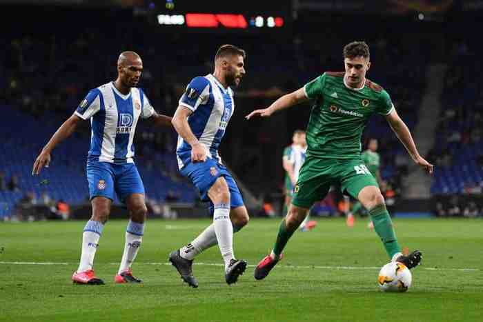 Макс Килман (справа)