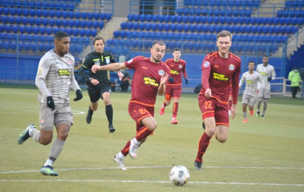 Шахтер сенсационно уступил Львову