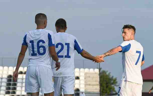 Матч Динамо - Десна состоится без зрителей