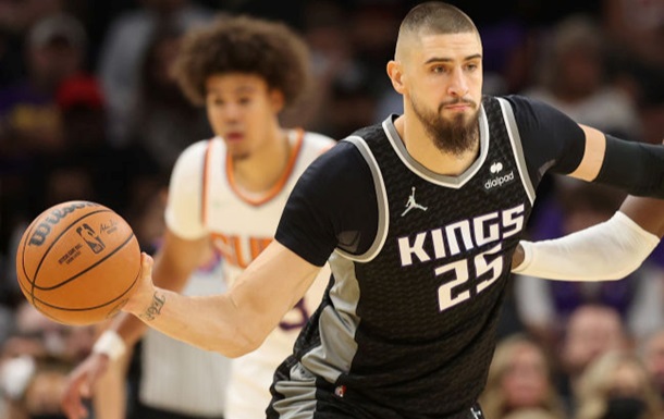 Сакраменто с Ленем потерпел поражение от Кливленда