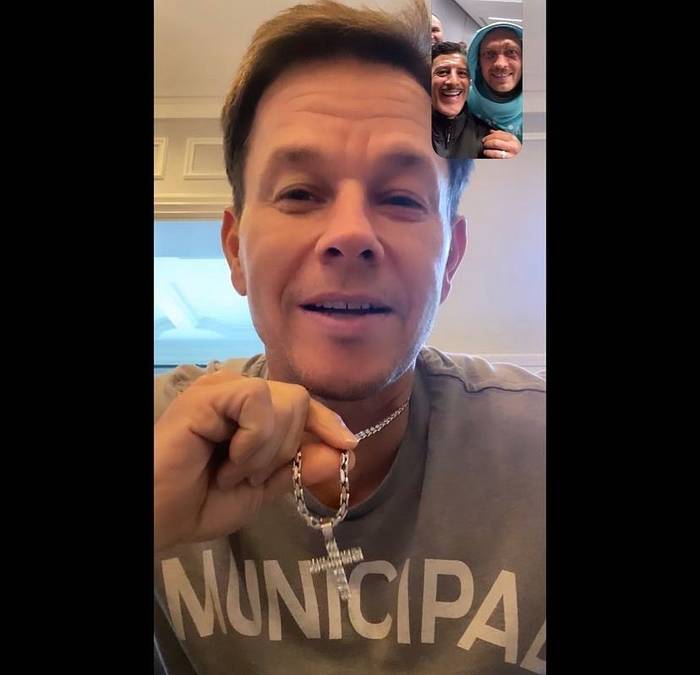 Марк Уорберг поздравил Александра Усика с победой / instagram.com/lomus_official/