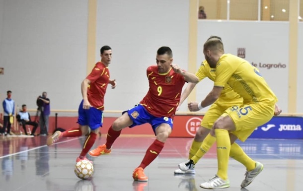 Сборная Украины по футзалу вновь разгромно уступила Испании