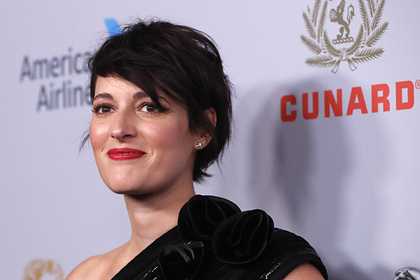 Фиби Уоллер-Бридж                           