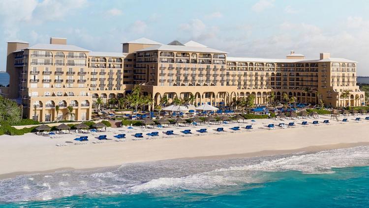 Пятизвездочный отель Ritz-Carlton в Канкуне закрывается. Кто придет ему на смену?