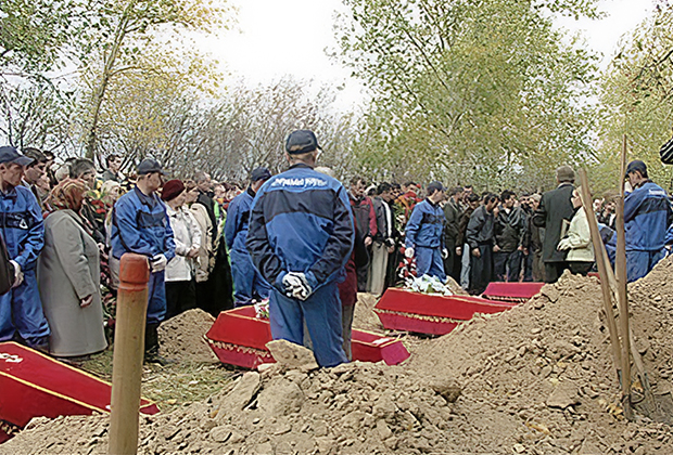 Похороны погибших школьников в Красноярске