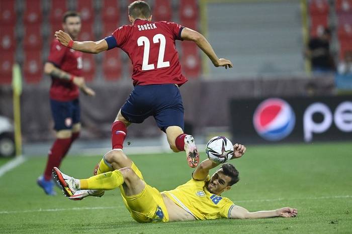 Кадр с матча Чехия - Украина