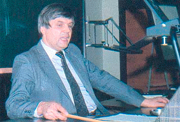 Владимир Александров