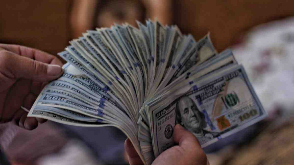 Число миллиардеров в мире и их состояние – данные 2019 года