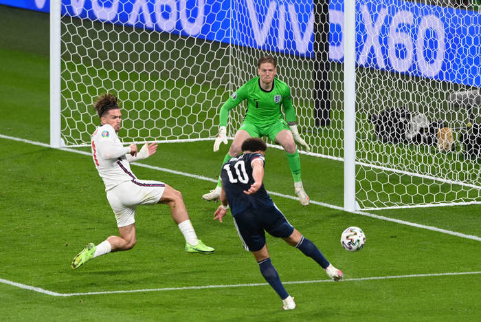 Кадры с матча Англия - Шотландия