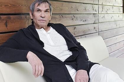 Бари Алибасов