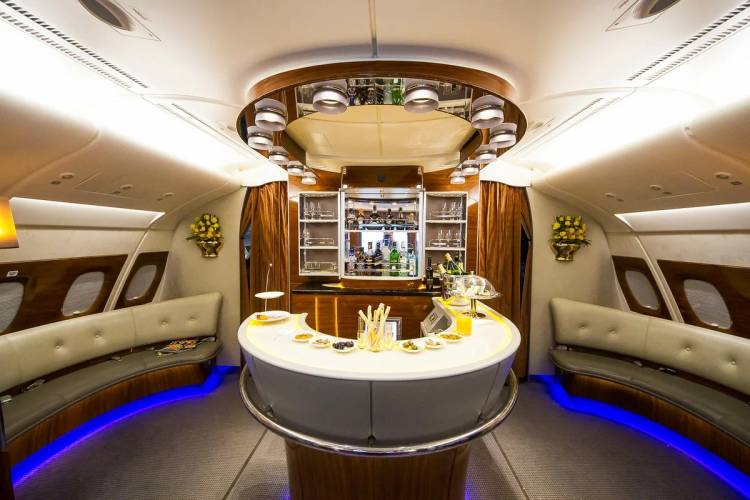 Emirates в восьмой раз подряд признана лучшей авиакомпанией мира