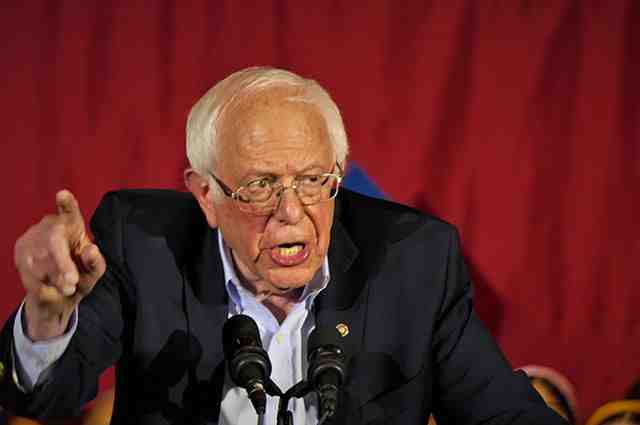 Берни Сандерс.