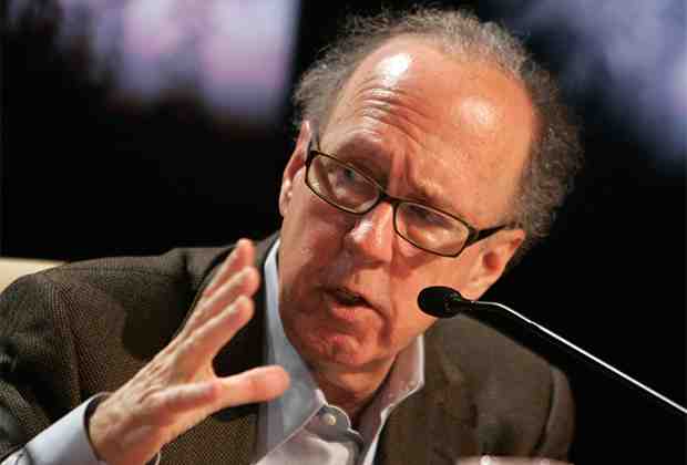 Стивен Роуч