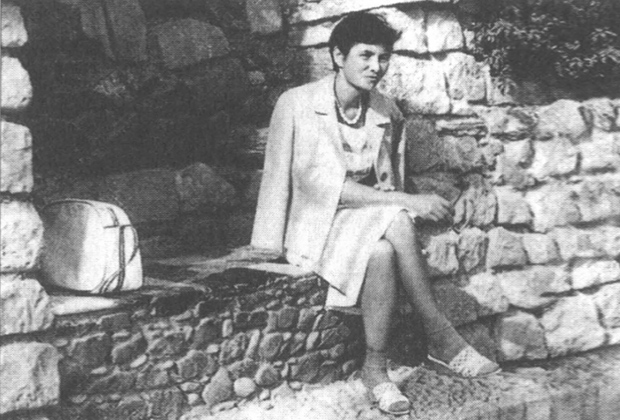 Галина Федорова на месте одного из тайников