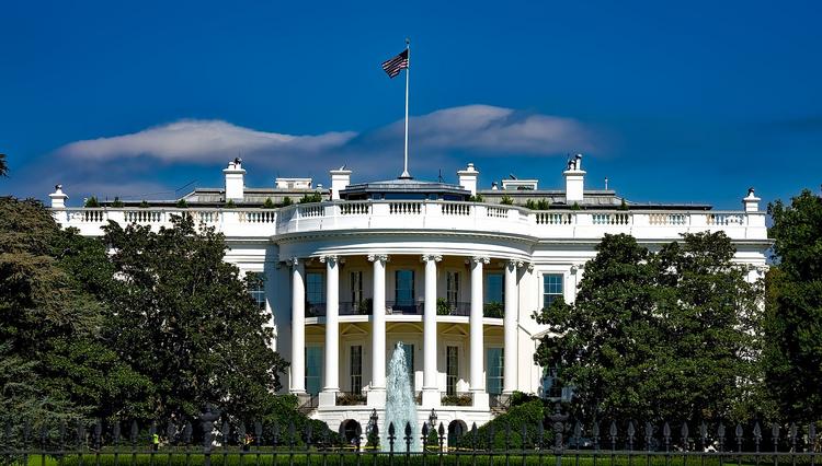 В США с 11 мая отменяются все требования к вакцинации для иностранцев