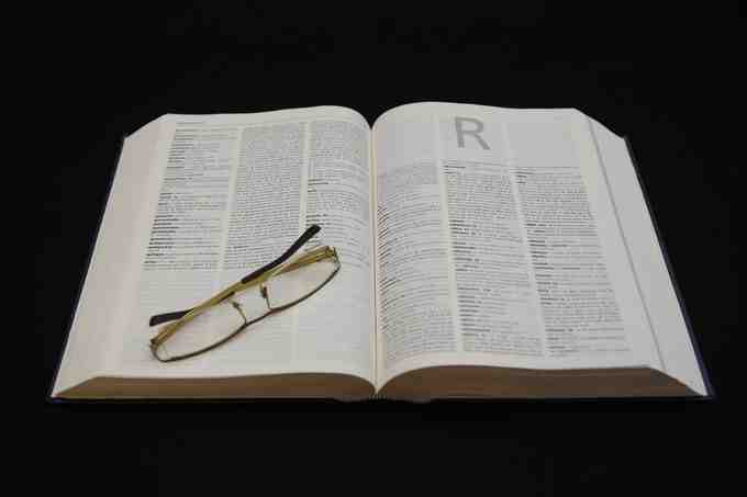 Выберите вариант с&nbsp;правильной постановкой ударения: