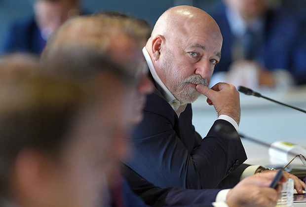 Виктор Вексельберг