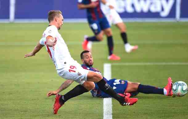 Севилья потеряла очки в матче с Леванте