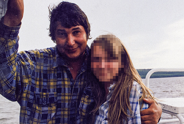 Эдуард Тагирьянов на катере «Граф», где держали похищенного Виктора Фабера