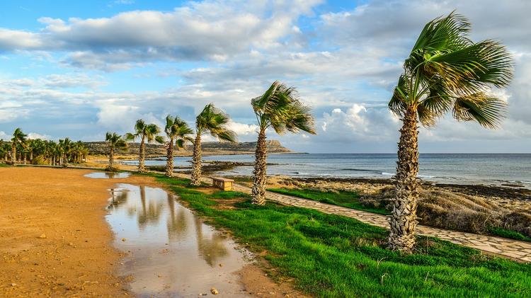 Туристические визы на Кипр для россиян станут платными с 1 декабря