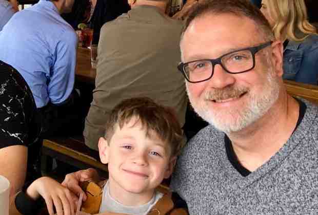 Джеймс Янгер c отцом