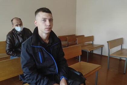 Евгений Петров