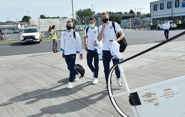 Сборная Украины отправилась в Рим на четвертьфинал Евро-2020