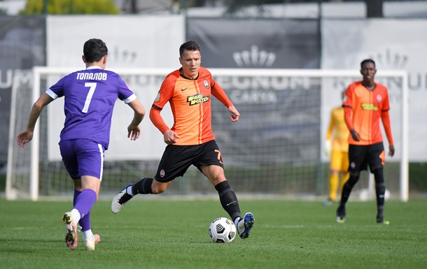 Шахтер едва избежал поражения в товарищеском матче против Мариуполя