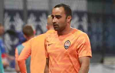 Исмаили повредил кресты и вылетел на полгода