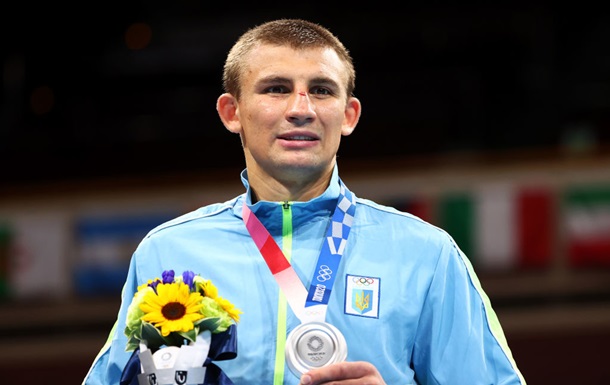 Хижняк - лучший боксер 2021 года по версии AIBA