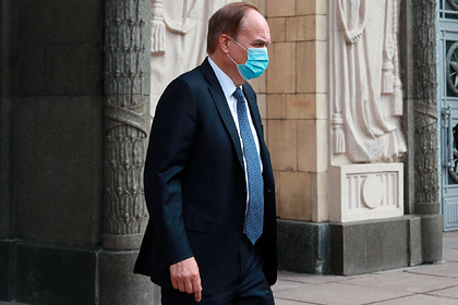 Анатолий Антонов