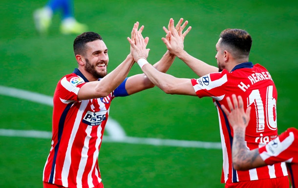 Атлетико обыграл Кадис и увеличил отрыв от Реала в Примере