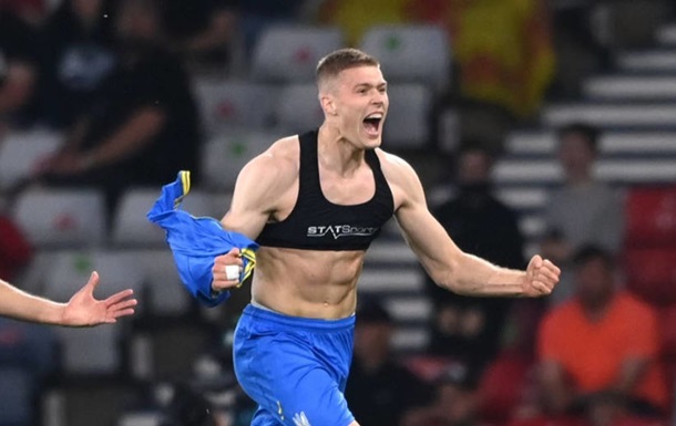 Довбик - автор юбилейного гола сборной Украины