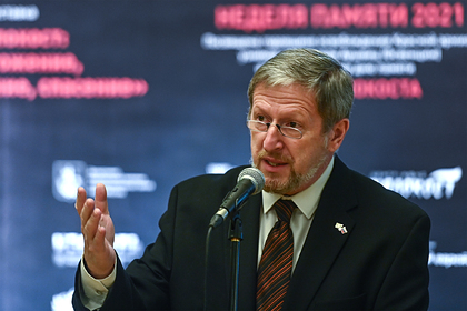 Александр Бен Цви