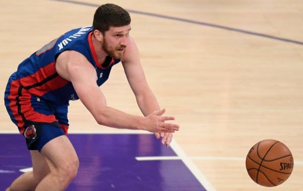 Михайлюк набрал 12 очков в матче против Шарлотт