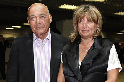 Владимир Познер с супругой Надеждой Соловьевой