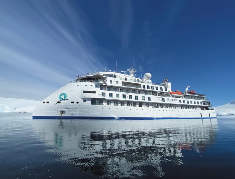 Aurora Expeditions вернулась в Антарктиду после двухлетнего перерыва